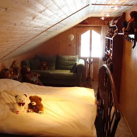 イン ロッスリ 3*